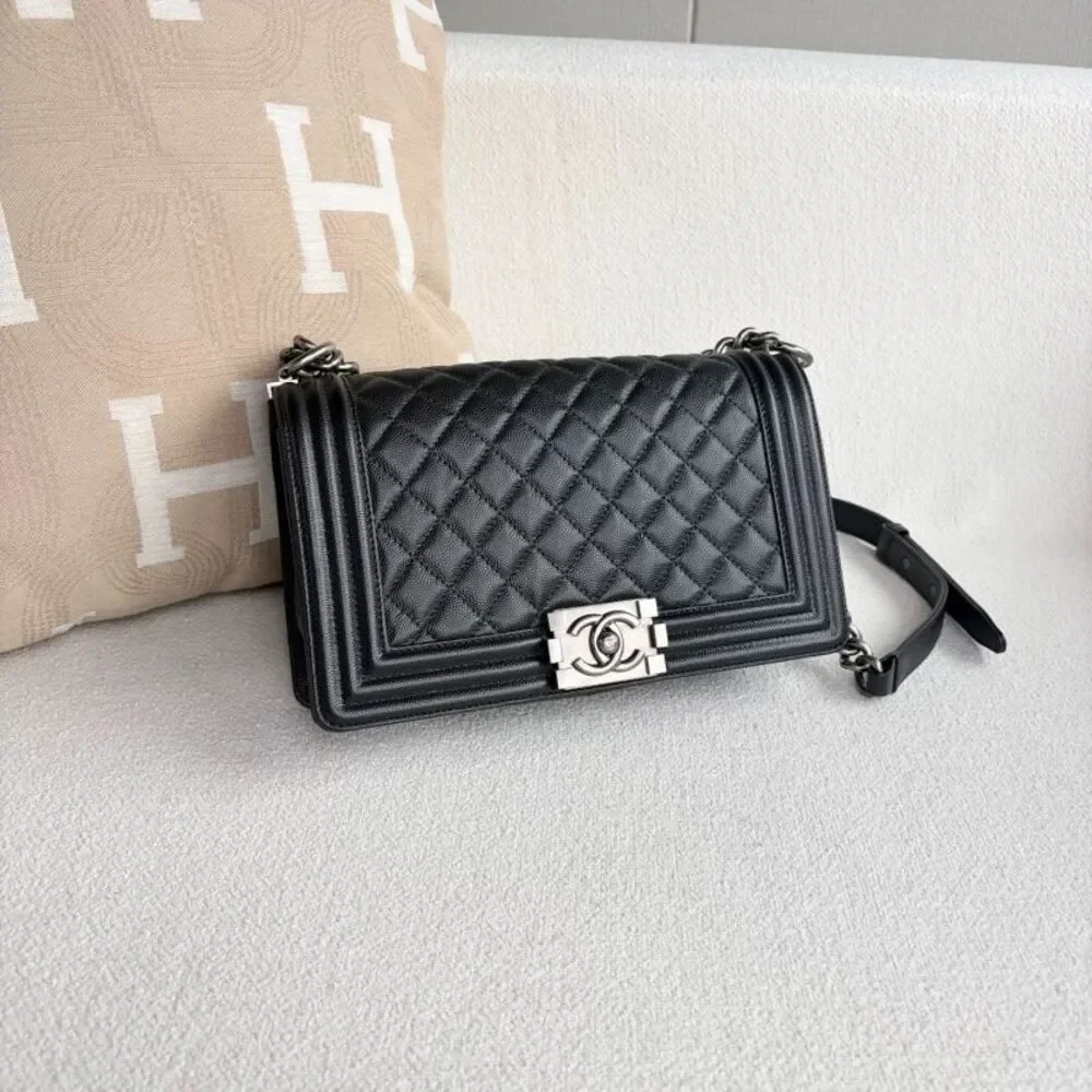 Chanel Women Pre-Loved Bag Very Good Condition